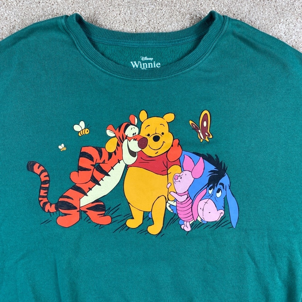 Disney Winnie the‎ Pooh Green Graphic Sweatshirt Tigger Eeyore Piglet Small